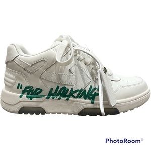💚☘️Off-White “Out of Office For Walking” sneakers w/ green 39 8.5 Like New☘️💚
